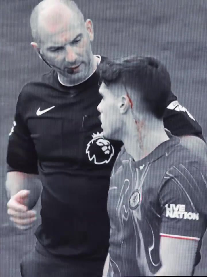 鐵血硬漢氣質(zhì)戰(zhàn)損版內(nèi)托的狠人時(shí)刻真的帥啊