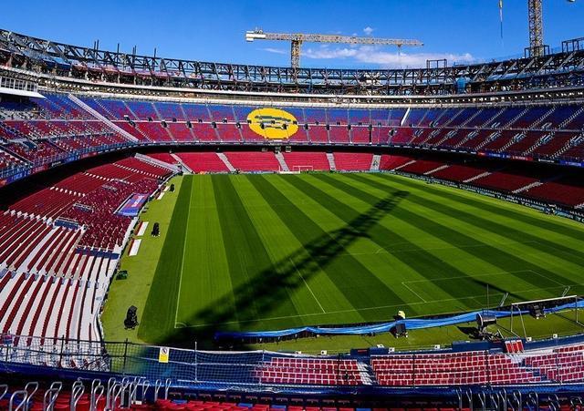 TA：隨著主席選舉臨近，巴薩的長(zhǎng)期引援議題根本無(wú)法提上議程