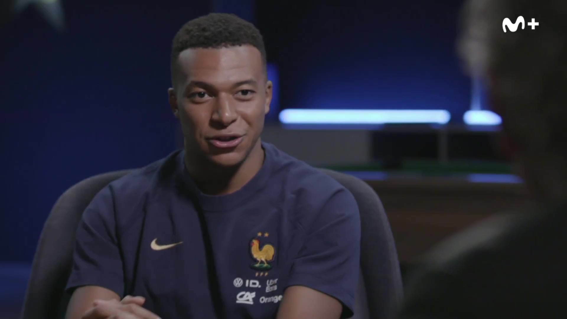 姆巴佩C羅一直是我的榜樣他是頭號(hào)球星他是皇馬的標(biāo)桿